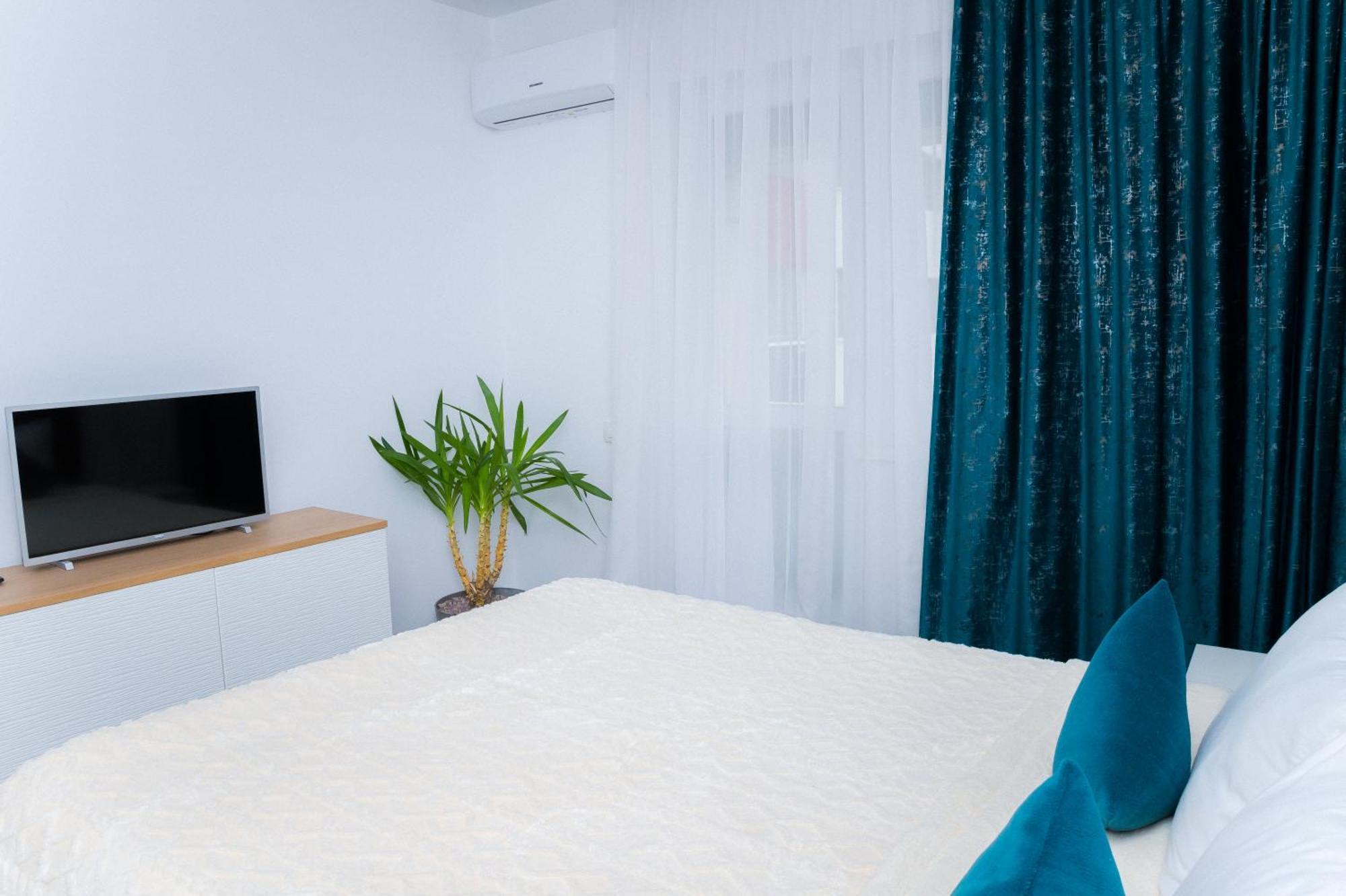 Elysian Urbanscape Brown, 2 Rooms, Near Bucharest Chiajna Exterior foto